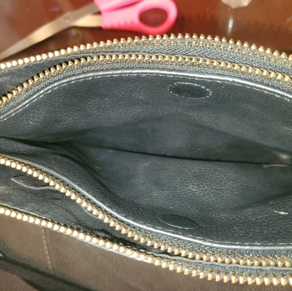 Beautiful coach purse - Picture 14 of 16